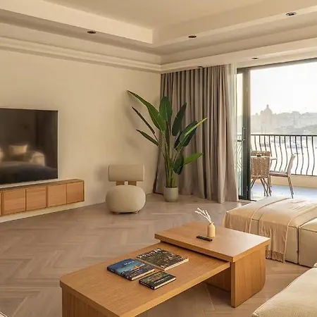 Alloggio in famiglia Sea Views Of Valletta Nomads! Sliema